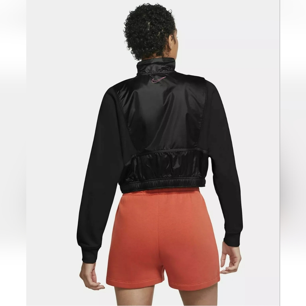Nike Sportswear Quarter Zip Long Sleeve Sweatshirt - Picture 10 of 10